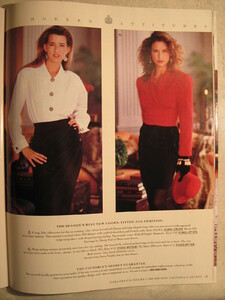 1037273962_1989-Victorias-Secret-Winter-Lingerie-Catalog-Goodacre-Irwin-_57(3).thumb.jpg.a209e04cda67386af40387b4e5f6a868.jpg