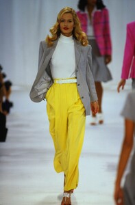 1071757660_IsaacMizrahiSpring1995(6).thumb.jpg.595c068375b05e647a01866adb295138.jpg