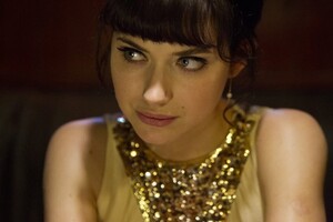1118full-imogen-poots.jpg