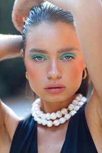 1000-olya_helga-d5d66a4f64f83a99747c4011a6f7bee2 lisa yakovina.jpg
