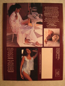 1163131933_1989-Victorias-Secret-Summer-Lingerie-Catalog-Goodacre-Vanderwal-_57(5).thumb.jpg.2627d3695f378640e7243ac1bc14f8ad.jpg