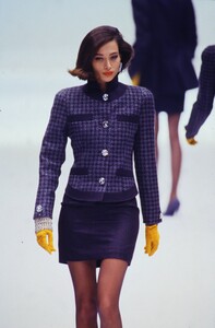 1172809635_genny-fw-1991(4).thumb.jpg.5d84b67a1ef62f80cbab22ba7c902b5d.jpg