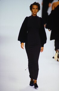 1185137734_Dior-FALL-1994(2).thumb.jpg.5a54f29c4467b2a3f49e27b0d6f3920c.jpg