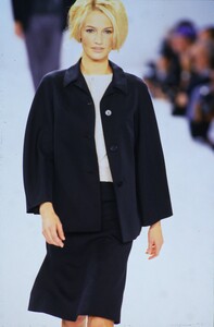 1265956792_IsaacMizrahiSpring1996(8).thumb.jpg.ae140a502582026b13ad1fc63b7bd805.jpg