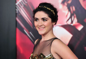 Premiere+Lionsgate+Hunger+Games+Catching+Fire+bFPRScpHdUex.jpg