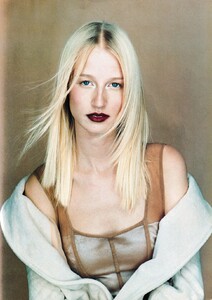 PIPOCA - Harper's Bazaar US (February 1998) - Blond On Blond - 004.jpg