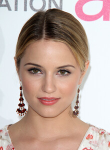 154530370_dianna-agron-academy-awards-party-1.jpg