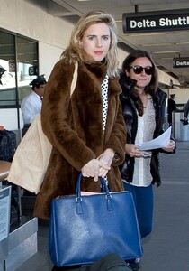 Brit+Marling+LAX+8eHLz563Kj3x.jpg