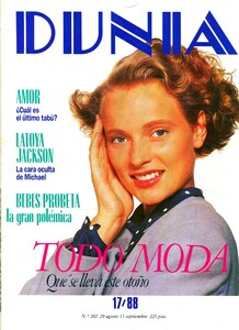 1551778673_DUNIAWendyVisserDUNIAMagazine282WeekfromAugust29toSeptember111988.jpg.7fc424f80a65b4cd15172074cb4a8b7e.thumb.jpg.b2b2eba5f4055a558f8ad6b857471d65.jpg