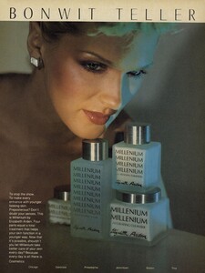 1589289760_VOGUEUSAug198001.thumb.jpg.6cfcba2d6776ac31c60c6254bf1fe772.jpg