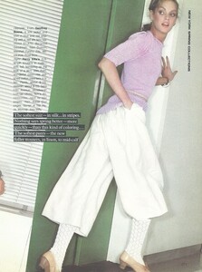 1624502159_VOGUEUSFeb198006.thumb.jpg.db1b08fcda7d5095ce44993817760052.jpg