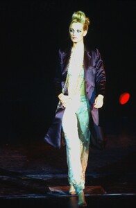 1644798797_corinne-cobson-ss-1997(9).thumb.jpg.8622799b0ce318bd4438886ab7021ef7.jpg