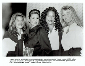 Revlon Unforgettable Woman contest in New York, September 14 1992 (10-1).jpg