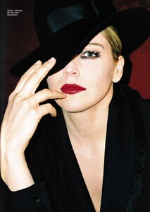 1684988800_PIPOCA-HarpersBazaarUS(February1998)-SharonStone-006.thumb.jpg.ef4935161031cb60978470d86b173e0b.jpg