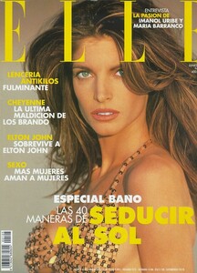 Elle Spain 695.jpg