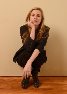 Brit+Marling+East+Portraits+2013+Sundance+99Q5bDaVf04l.jpg