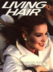 178970687_Vogue-June1980(6-1980)USAjohnstemberlivinghair.thumb.jpg.3eb03ae09512d02f32fbc0b96f1d001e.jpg