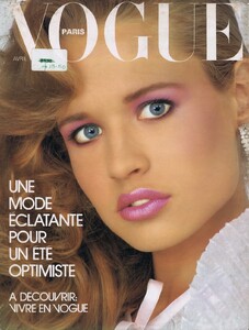 1951256246_voguefranceapril1981byalbertwatson.thumb.jpg.dfec4f5af3aa93830a69555461c019eb.jpg