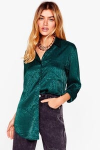 green-living-wild-zebra-oversized-shirt (2).jpeg