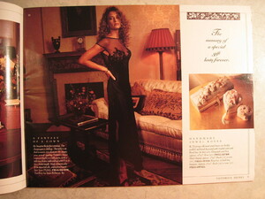 2002205809_1989-Victorias-Secret-Winter-Gift-Lingerie-Catalog-1-_57.thumb.jpg.9de1c1d07e1f58d073c194155fd88705.jpg