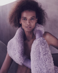 Liya+Kebede+by+Chris+Colls+Vogue+Korea+Dec+2020+(6).jpg