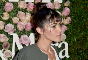 Max+Mara+Celebrates+Zoey+Deutch+2017+Women+KtfWNOlN6-Nl.jpg