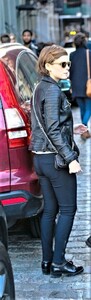 Kate mara jeans edit .jpg