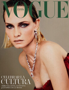 vogue es dec2020 cover-1.jpg