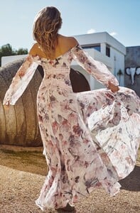 339601823_vestido-lyric(7).thumb.jpg.682b65e3a7e4321d93cb8aa1a7be1090.jpg