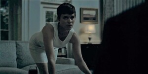 Kate Mara - House of Cards S04 E06 720p 1.mkv edited.jpg