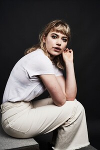 740full-imogen-poots (2).jpg