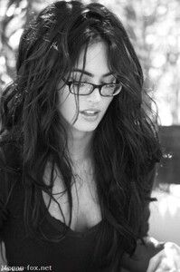 36961_Max_Vadukul_Megan-fox_net_21666_122_506lo.jpg