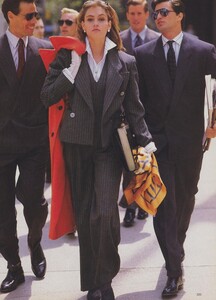 385692920_VOGUEUSAug198804.thumb.jpg.d54518146238cd735e42f38563c00550.jpg