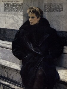 426222299_VOGUEUSAug198205.thumb.jpg.2d9d7fe1a584b2821b4bdf298a5cbe6b.jpg