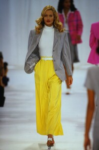 524410946_IsaacMizrahiSpring1995(9).thumb.jpg.fc5e94d849bc51ef49dd4145f3c3d1c5.jpg