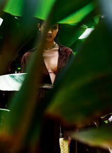 5ea6f4e7997f4_gianuca-fontana-artsphere-photographer-air-france-madame-waterfall-greta-varlese-10.jpg