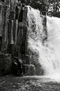 5ea6f4e9b39b9_gianuca-fontana-artsphere-photographer-air-france-madame-waterfall-greta-varlese-20.jpg