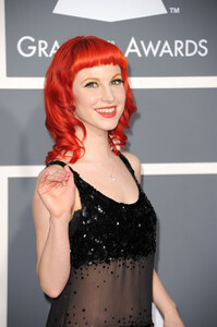 53rd+Annual+GRAMMY+Awards+Arrivals+UErBHSY-BJcx.jpg