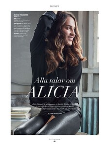 64273087_alicia-vikander-plaza-kvinna-march-2018-2.jpg