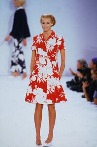 680736123_IsaacMizrahiSpring1996(16).thumb.jpg.be456846d720503d8a1abb7b62856f29.jpg