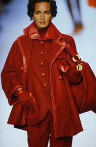 690641495_Dior-FALL-1994(6).thumb.jpg.91b52cc4eb8bd3857f1bbdbdfa842a4f.jpg