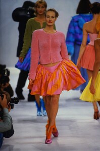 780425120_IsaacMizrahiFall1994(15).thumb.jpg.f924af446c3616a96944c9d0f254872e.jpg