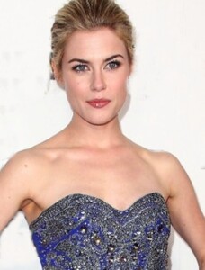 Rachael Taylor 247.jpg