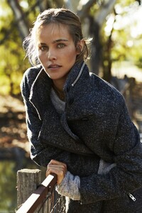 9254dd491dccd9513eda950b4e7ca67c--countryside-fashion-isabel-lucas.jpg