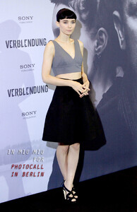 Rooney_Mara_Red_Carpet 7.jpg