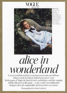 Alice_Leibovitz_US_Vogue_December_2003_01.thumb.jpg.0d85b2ef94c308bc4571511908ece36b.jpg