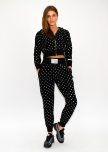 Aubrie-PolkaDotSweats-15428.thumb.png.a6bb34a246038359d1d2af58e3f7c3a9.png