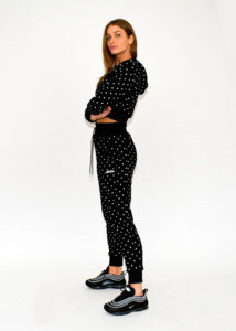 Aubrie-PolkaDotSweats-15434.thumb.png.9e5cc27f291ce8845f3f5a204a32ef22.png