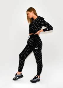 Aubrie-PolkaDotSweats-15450.thumb.png.f1e33e3a9732bb833914a42e0a2d8a98.png