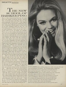 Beauty_US_Vogue_April_1st_1968_08.thumb.jpg.4e3843357b8ee8abf7eac223221ca736.jpg